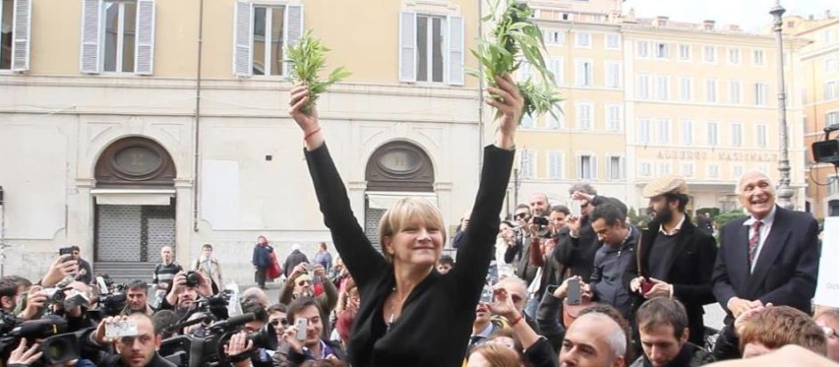 Rita-Bernardini-Cannabis.jpg Rita-Bernardini-Cannabis.jpg