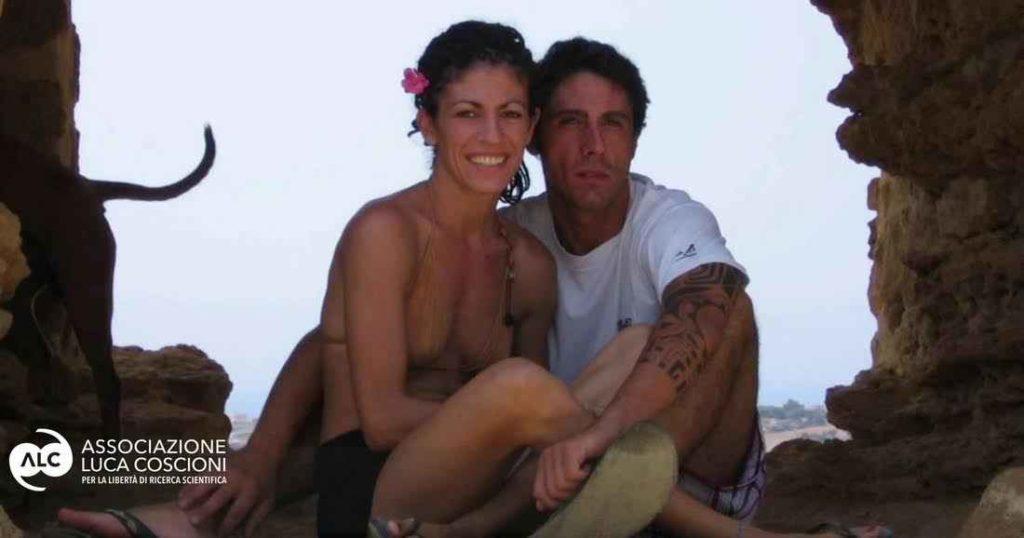 Fabiano Antoniani, conosciuto come "dj Fabo", con la fidanzata Valentina