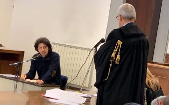Marco Cappato interrogato dal Tribunale di Massa