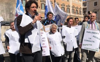 Manifestazione davanti Montecitorio per la legalizzazione dell'eutanasia - 28 marzo 2019