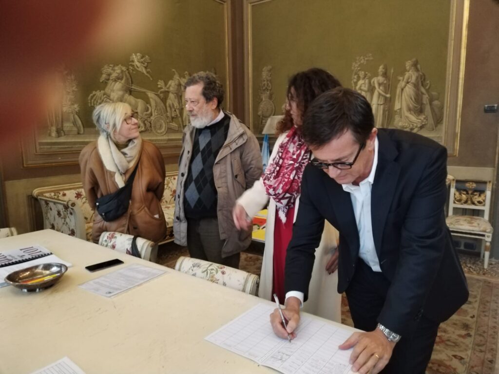 Giorgio Gori firma Liberi Subito